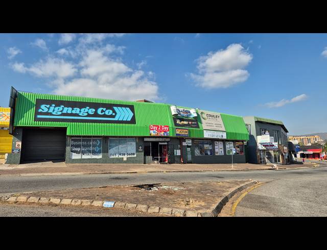1,256M² RETAIL FOR SALE IN SONHEUWEL